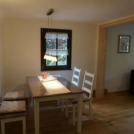 Am Leiselbach بيت للعطل